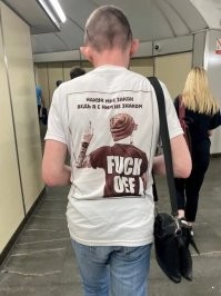 Если этому сосунку вь.еб.ать промеж глаз,побежит он к законникам?