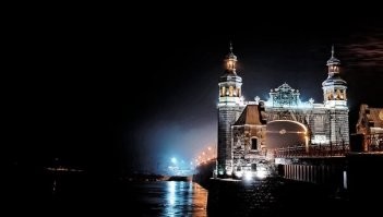 Погранпост между Литвой и Калининградской областью. Мост королевы Луизы!
