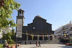 В Афинах есть такая черная церковь. Я ее называю - церковь Святого Погорельца.