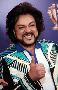 Китаец попытался вылечить запор, вставив в прямую кишку 20-сантиметрового угря