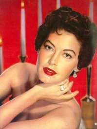 Эва Гэрднер - самая красивая.