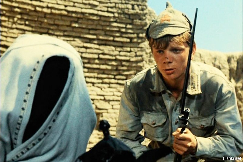 10 советских актёров, сыгравших женские роли