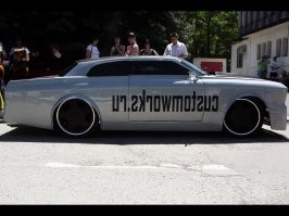 Хрень полная! Единственный москвич действительно переделанный но оставшийся москвичем это проект "деда Миша"! (