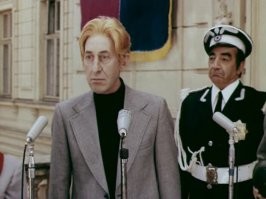 Из детских фильмов: "Про красную шапочку" - Волк / "Приключение Электроника" - главарь банды Стамп / "Чипполино" - принц Лимон / "Волшебный голос Джельсомино" - король.