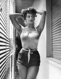 Sophia Loren 1952