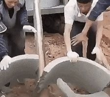 Вот что значит лить без арматуры!