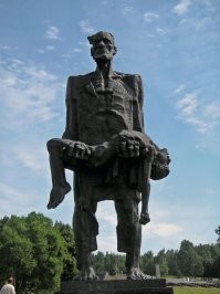 А для меня вот это сильно. С детства. Особенно если знать историю памятника.