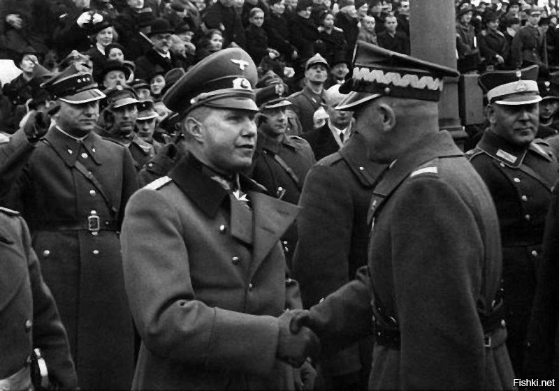 Да да, я вот даже фото нашёл Советско-Германского парада!