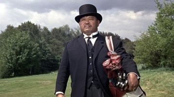 Некоторые все-таки звуки произносят, Оджоб говорит "А-а", да и бог в фильме Догма кричит, только все уши затыкают, а у бена аффлека голова от крика лопается.