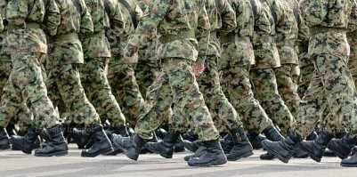 Хоть безобразно, зато однообразно: власти Новосибирска решили закрасить граффити 