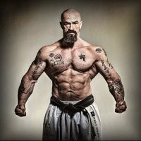 Мастер спорта, по всем видам спорта!)