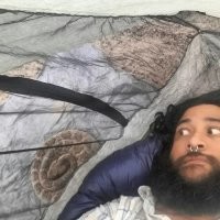 Туристы, прекратите фотографировать какахи — не смешно уже