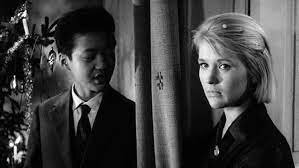 В "Дикая собака динго" она просто восхитительна!