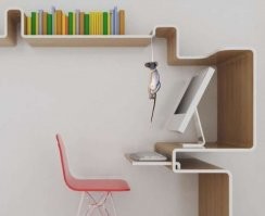 "Когда мало места для рабочего кабинета" 

Настолько мало, что для мышки уже не осталось места?