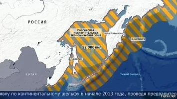 С этими островами Япония получит бесконтрольный доступ в Охотское море на ровне с РФ. А пока острова у нас - Охотское море - фактически наше внутреннее, согласно мировым нормам. Если отдать острова - утратим монополию на этот бассейн. В  общем речь на самом деле не про сушу, а про воду.