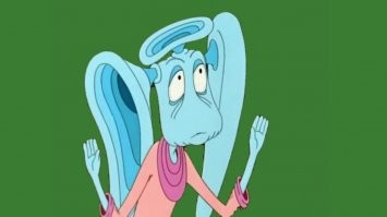 "Сидела в детской, и услышала шаги кошачьих лап по лестнице. Ожидала, что сейчас в комнату зайдет мой черно-белый пухляш, но увидела этого кота. Не знаю, откуда он взялся!"  (с)

Я сразу представил себе кота на коньках, во вратарской форме с клюшкой!
Как можно услышать шаги кота на лестнице из комнаты? Мой мне ночью навстречу идёт и я понимаю что он здесь, только после того как не споткнусь о него.