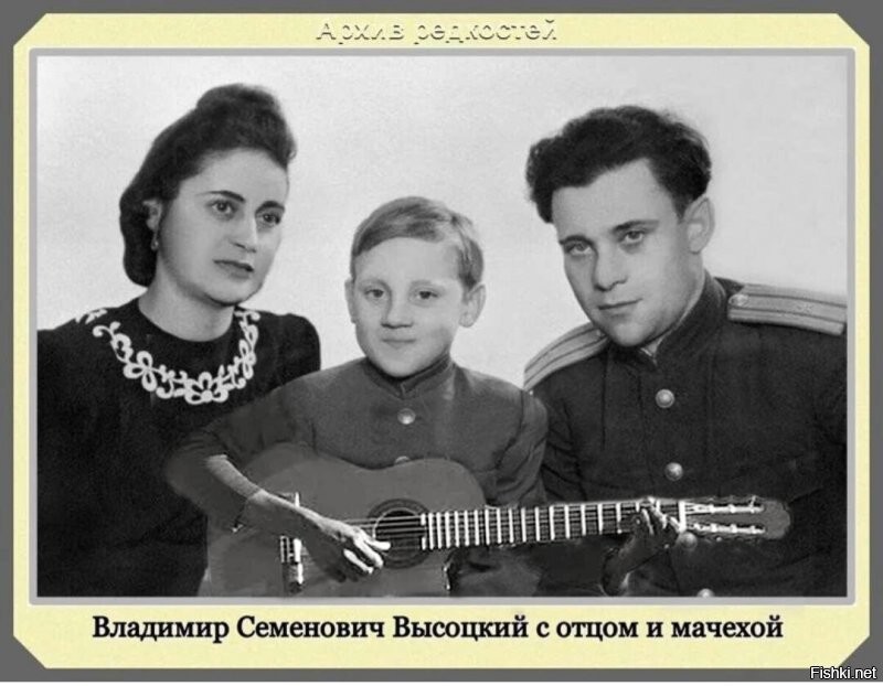 Пару простеньких программ на смартфоне, и можно кое-что делать, на начальном уровне.