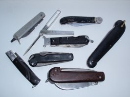 Я тоже их немного собираю. Правда не как предметы коллекционирования, а как рабочие ножи, поэтому клинки далеко не в стоке.