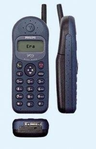 Мой первый сотки был Philips Savvy покупал в 2001 году стоил он тогда 2700