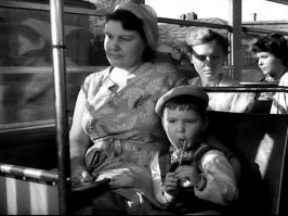 Откуда выражение "Метр с кепкой"?