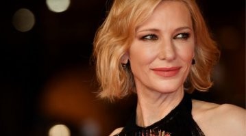 Кейт Бланшетт. В тот-же список. 
Хотя, как по мне, 52 года - не такой уж и возраст.)))