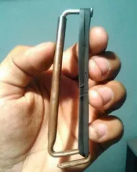 Ну, к "оружию" отношение имеет. Где ещё взять резинку, не камеру же резать?