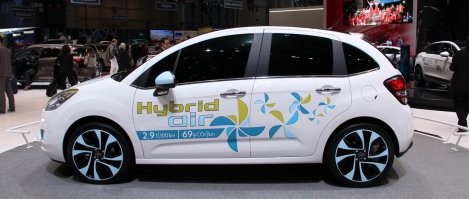 Вода, сжатый воздух, водород, магниты.