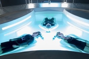 В 400 км от Тюмени, в деревне, мужик на Урале с люлькой, подвозил со школы дочь с двумя подругами до дома, класс второй. Дочь у дома высадил а подруг в лес увёз. Молотком убил, изнасиловал. Милиция спасла от расправы, говорит что жена не давала. .... Как ты его заранее вычислишь?