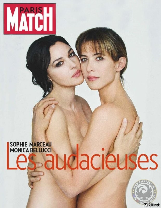 название журнала на этом фото - фейк.
Фотосет для Paris Match