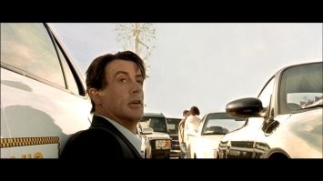 Такси-3. Сталлоне правада остался жив но в кадре был пару минут.