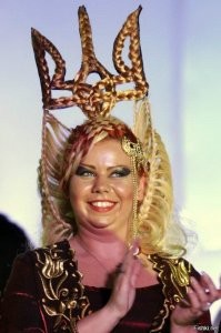 Жительница Украины обрела мировую славу из-за длинных волос