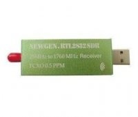 Был у меня такой, что на тумбочку не влезал. В детстве медленно крутил ручку и слушал всякие станции и интересные шумы. Теперь все это заменят уот такая штука.