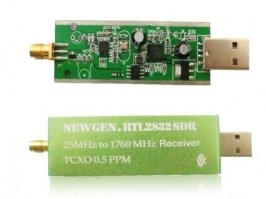 Был у меня такой, что на тумбочку не влезал. В детстве медленно крутил ручку и слушал всякие станции и интересные шумы. Теперь все это заменят уот такая штука.