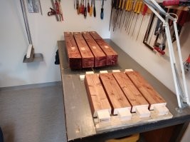 Несколько фото процесса сборки.