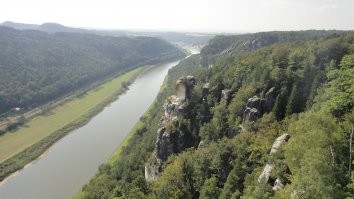 Да, там очень красиво. В 2011 я там был: