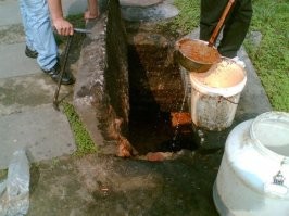 вы что такое говорите, сминать! там половина тары пойдет на пр-во контрафакта))) в китае добрая треть мелких чифанек работает на 地沟油 - масле, нелегально добытом из канализации