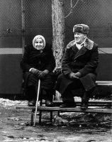 "974 год, в одном из переулков в центре Москвы. Ретро-фото В. Златомрежев".


Неплохо были развиты технологии 1000 лет назад. В фотографии как минимум.
Да и мода действительно ходит по кругу... :umnik