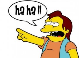 Горе-дрифтеры из южных республик едва не пробили стену торгового центра в Новосибирске