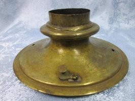 Это крышечка от самовара. Она на крышке самовара закрывает отверстие для выхода пара.