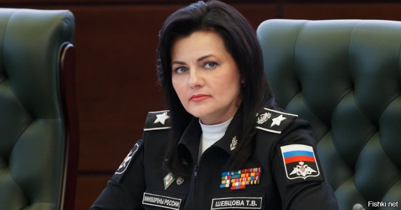Я задумывался, но сразу генерала хотел, но мама мне сказала: сынок, научись сначала сосать.