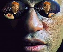 35 раз, когда реальная жизнь выглядела как сбой в матрице