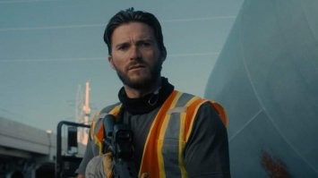 Колин Хэнкс
Скотт Иствуд
Зои Кравиц
Эвер Габо Андерсон (дочь Милы Йовович)