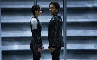 Ну да, а в "Голодных играх", видимо его двойник снимался? Да и не только.