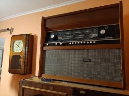 Часы 60-х годов, Ригонда - 70-х. Всё работает