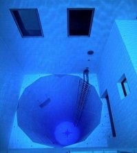 Товарищ Шурман, вы дурак? Я знаю о чём вы пишите. Вот ниже я привел фото этой бельгийской лужи. Да, это глубоко и функционально, но по сравнению с тем что сделали в Дубае, это просто уголок для малышей в спа центре.