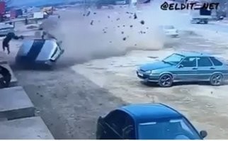 Водила решил выйти не дожидаясь окончания представления