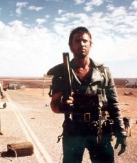 Макс смотрит на новоделы как на говно)