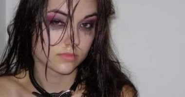 Какие приемы используют актеры, чтобы заплакать в кадре