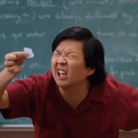 Что за идиотская мода объединять по 6-8 мелких картинок и акцентировать внимание на мелочи, которую в микроскоп хрен рассмотришь?