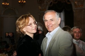 Вообще-то... это две разные пары!:))